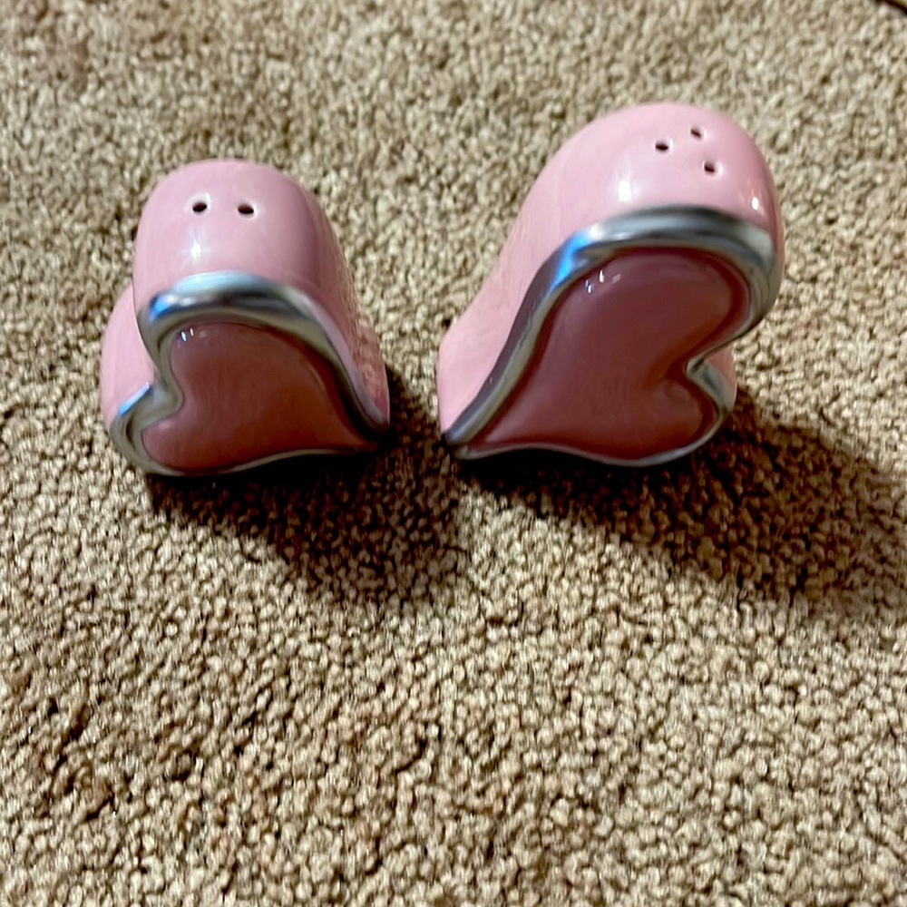New heart shape salt and pepper shakers